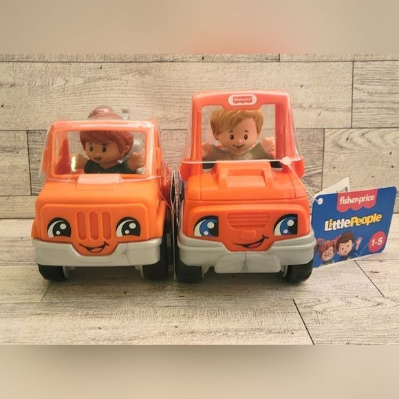 🎉 GINGERS FISHER PRICE  Orange Trucks Girl w Tow Truck & Boy with Pickup - Picture 4 of 6